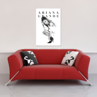 Grande, Ariana - Poster - Crouch