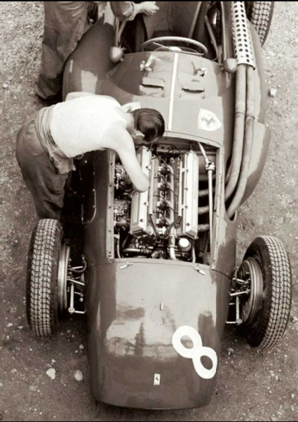 Alexander, Jesse - Kunstdruck - Ferrari Mechanic, French Gp, 1954
