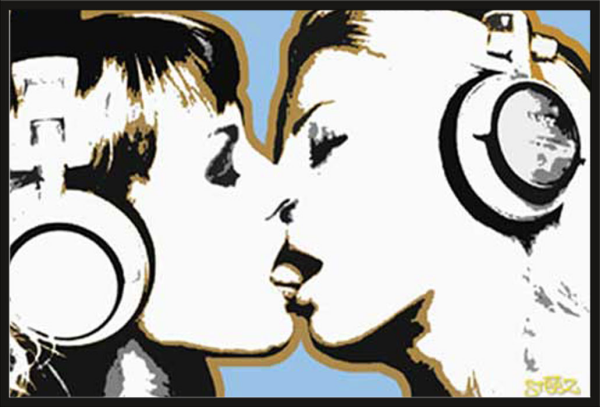 Steez - Poster - DJ Girls, Kiss  + Wechselrahmen, Shinsuke® Maxi Kunststoff schwarz, Acryl-Scheibe