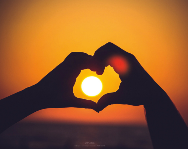 Sunsets - Heart of Hands  - Mousepad - Mousepad