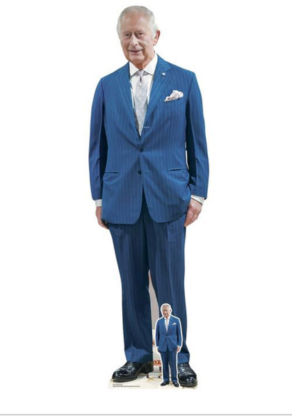 King Charles Pappaufsteller Blue Suit Pappaufsteller